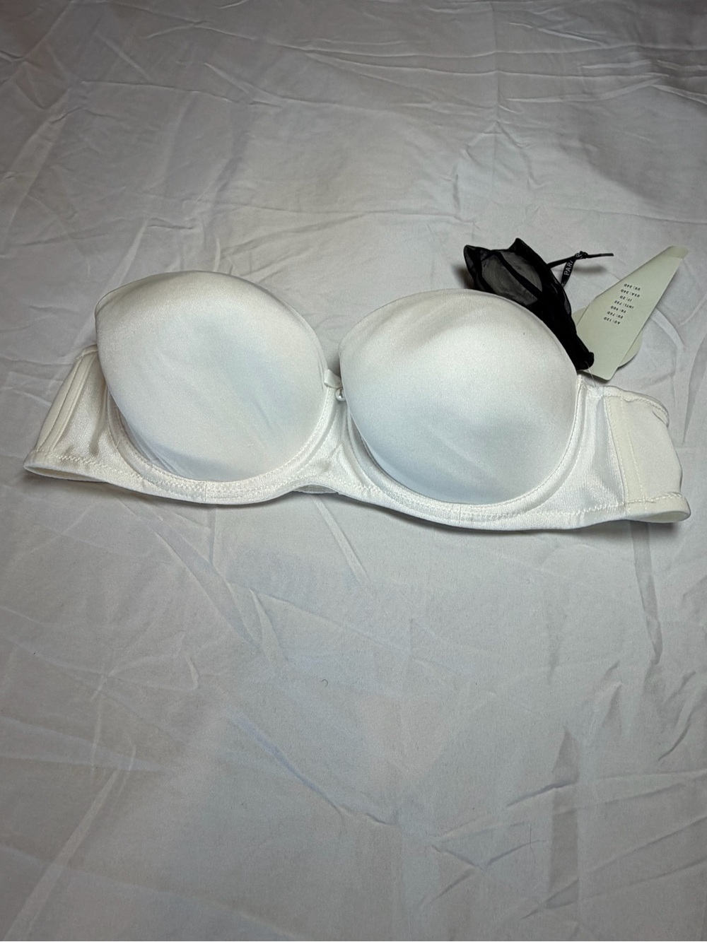 Strapless White Smooth Contour Bra